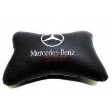 Подушка автомобильная на подголовник, косточка, MERCEDES ортопедическая. эко-кожа в индив. упаковке